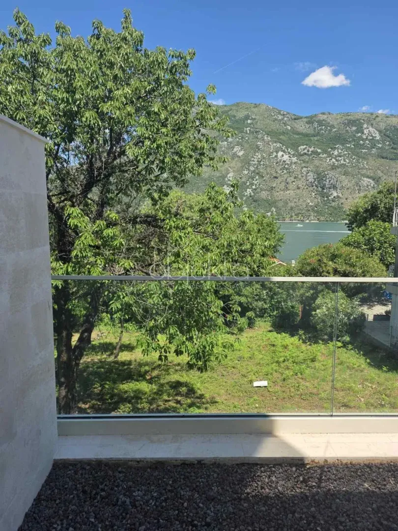 Prodaja, stan, 85m², Kotor, Crna Gora