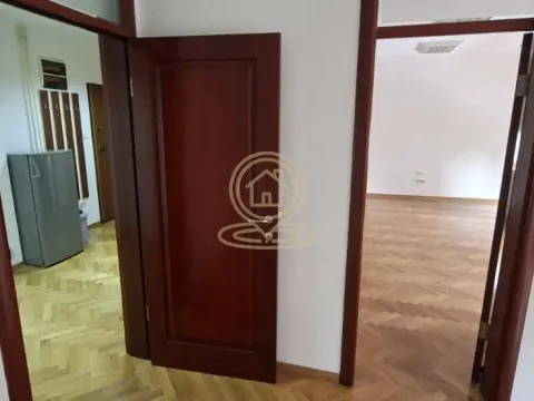 Rent, office space, 58m², Čubura, Beograd - image 6
