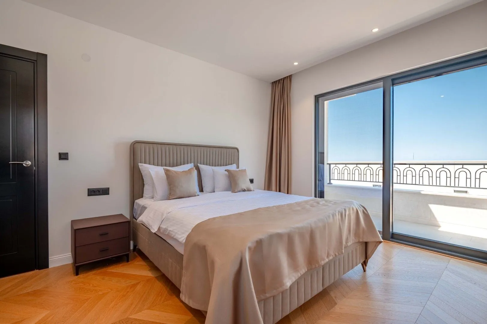 Prodaja, kuća, 318m², Budva, Crna Gora