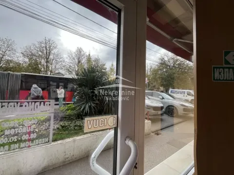 Izdavanje, poslovni prostor, 85m², Zemun Meandri, Zemun Sve Podlokacije - image 14