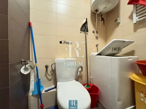 Sale, two bedroom apartment, 55m², Stari Aerodrom, Podgorica - image 9