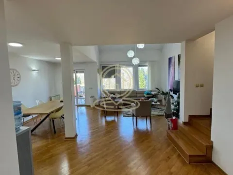 Rent, house, 320m², Višnjička Banja, Palilula Sve Podlokacije - image 7