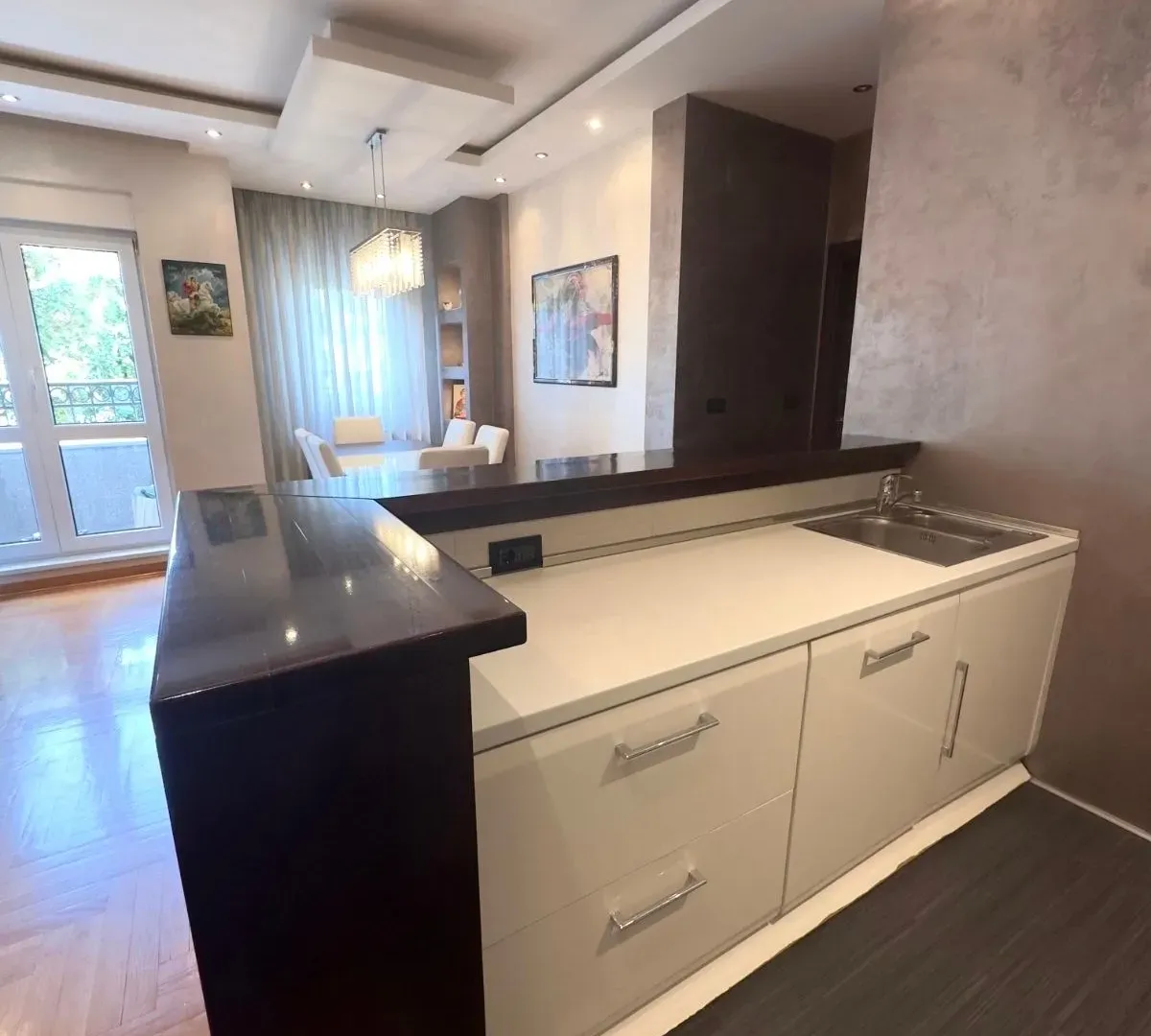 Sale, four bedroom apartment, 97m², Crveni Krst, Beograd