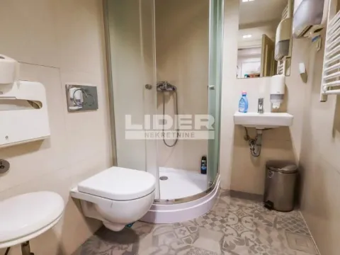 Izdavanje, poslovni prostor, 147m², Kalenić Pijaca, Vračar Sve Podlokacije - image 8