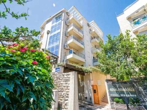Sale, two bedroom apartment, 75m², Centar, Budva - image 23