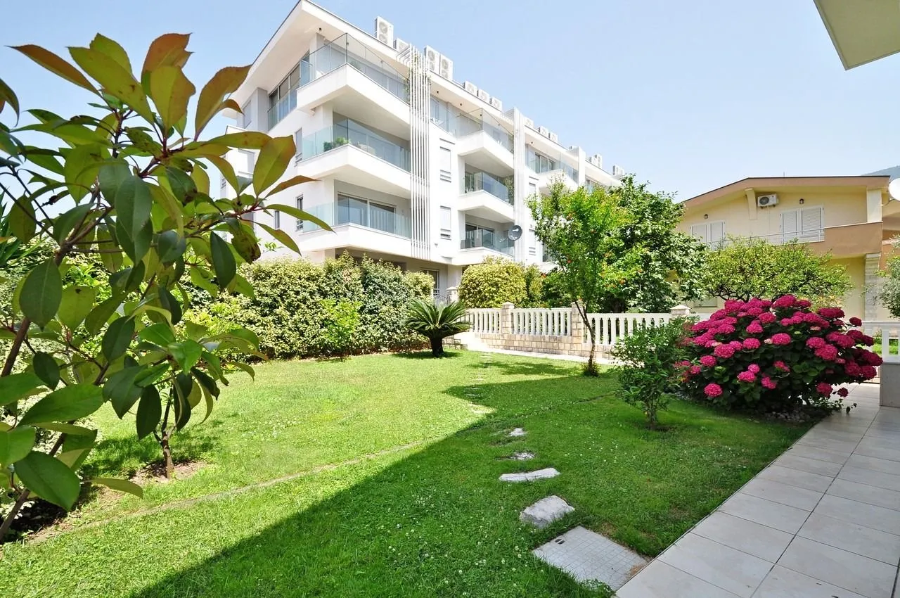 Prodaja, kuća, 283m², Seljanovo, Tivat
