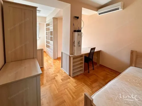 Prodaja, dvosoban stan, 92m², City Kvart, Podgorica - image 6