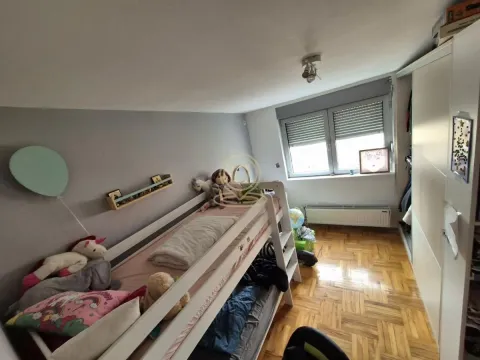 Rent, three bedroom apartment, 78m², Medijana, Niš - image 12