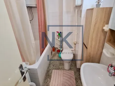Rent, two bedroom apartment, 65m², Pejton, Podgorica - image 8