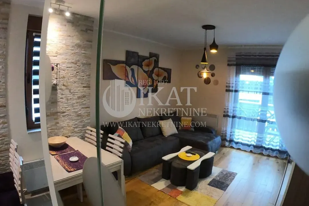 Prodaja, jednosoban stan, 39m², Centar, Zlatibor