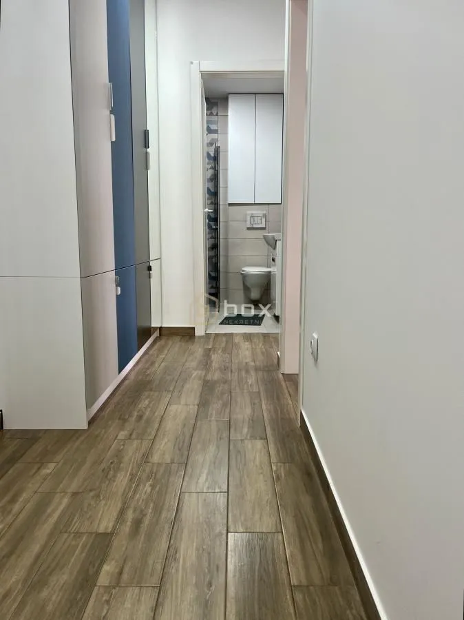 Izdavanje, dvosoban stan, 54m², Donja Vrežina, Niš