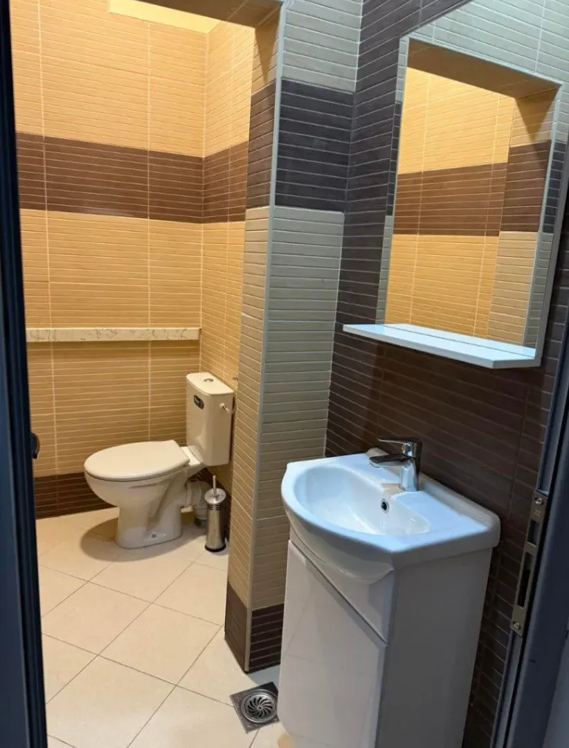 Rent, office space, 151m², Bečići, Budva