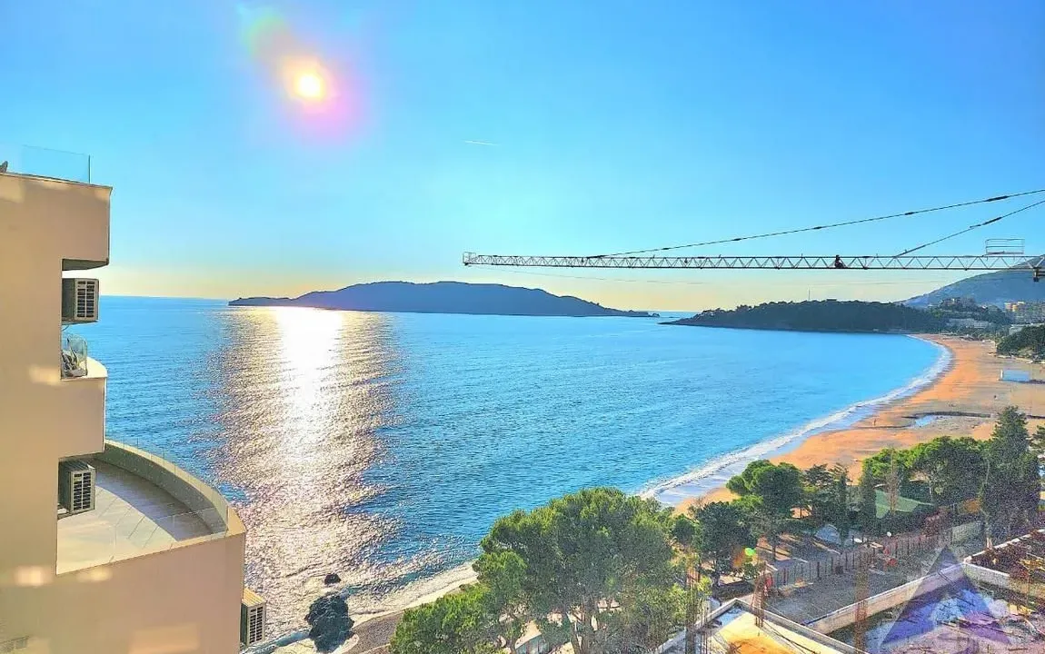 Prodaja, dvosoban stan, 113m², Rafailovići, Budva