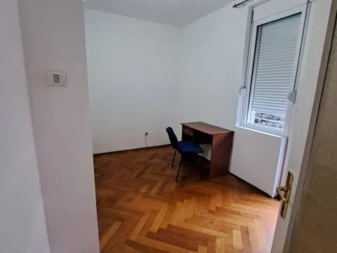 Rent, office space, 82m², Centar, Podgorica - image 5