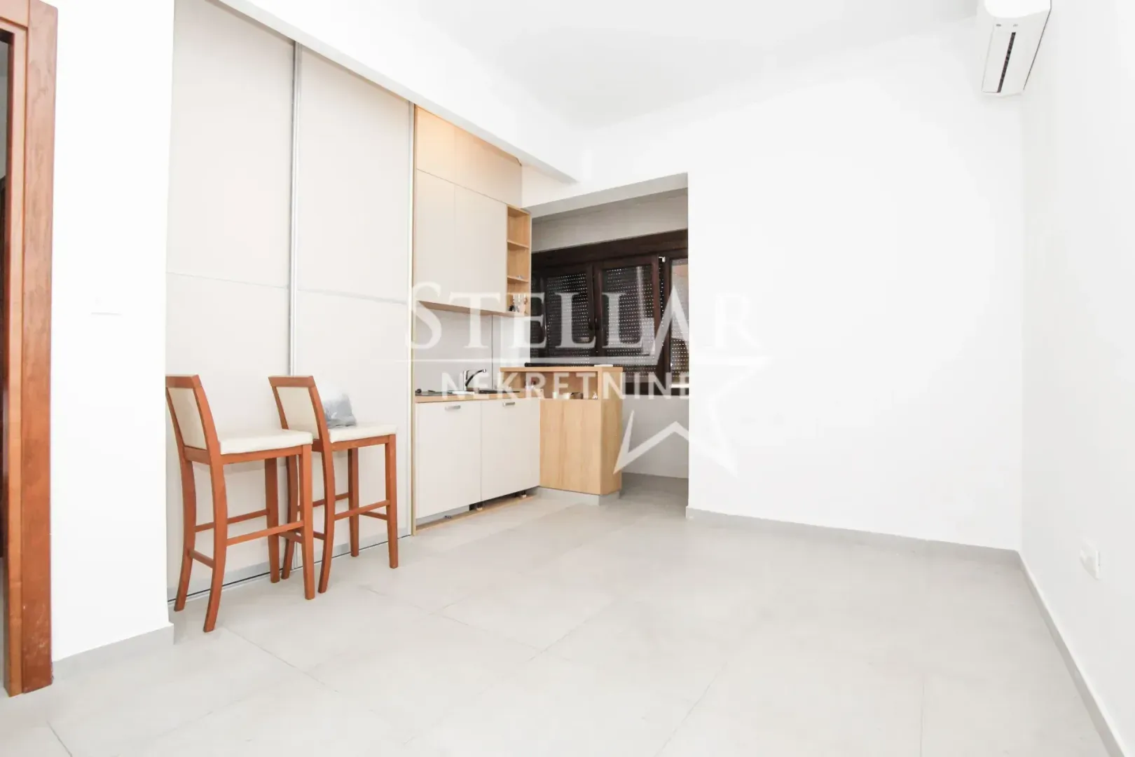 Rent, office space, 69m², Centar, Podgorica