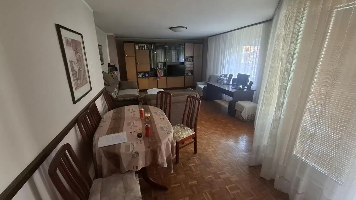 Prodaja, trosoban stan, 83m², Novo naselje, Novi Sad