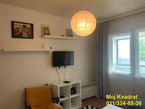 Sale, two bedroom apartment, 50m², Zemun Centar, Zemun Sve Podlokacije - image 2