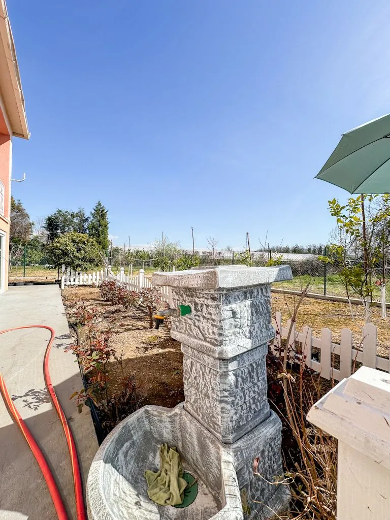 Izdavanje, kuća, 104m², Tološi, Podgorica