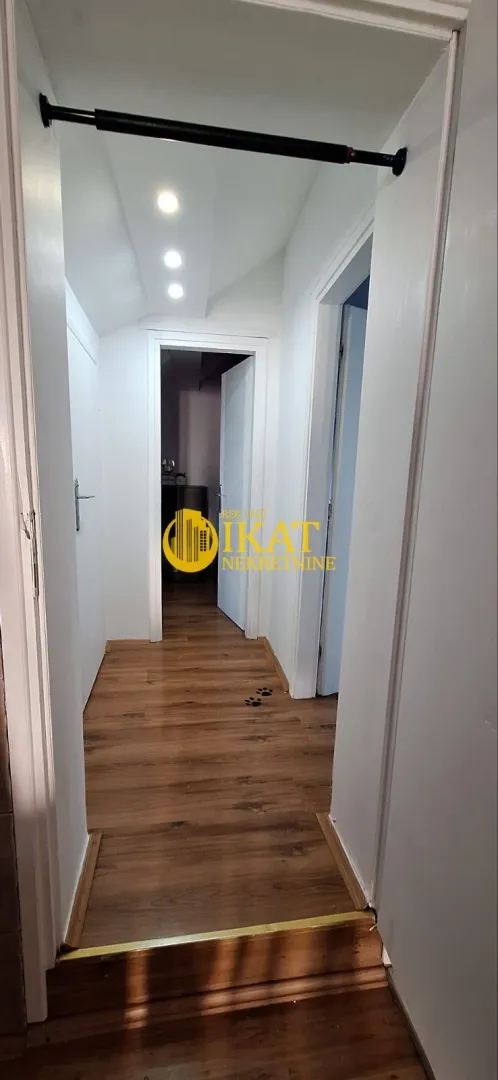 Izdavanje, dvosoban stan, 65m², Zemun Gardoš, Zemun Sve Podlokacije