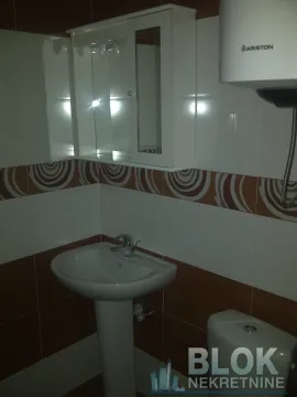 Rent, three bedroom apartment, 97m², Centar, Podgorica - image 9