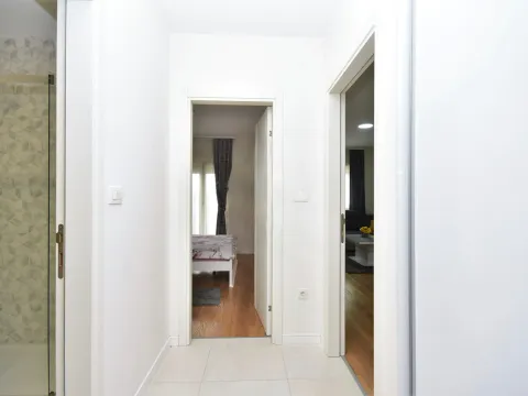 Rent, one bedroom apartment, 50m², Central Point, Podgorica - image 7