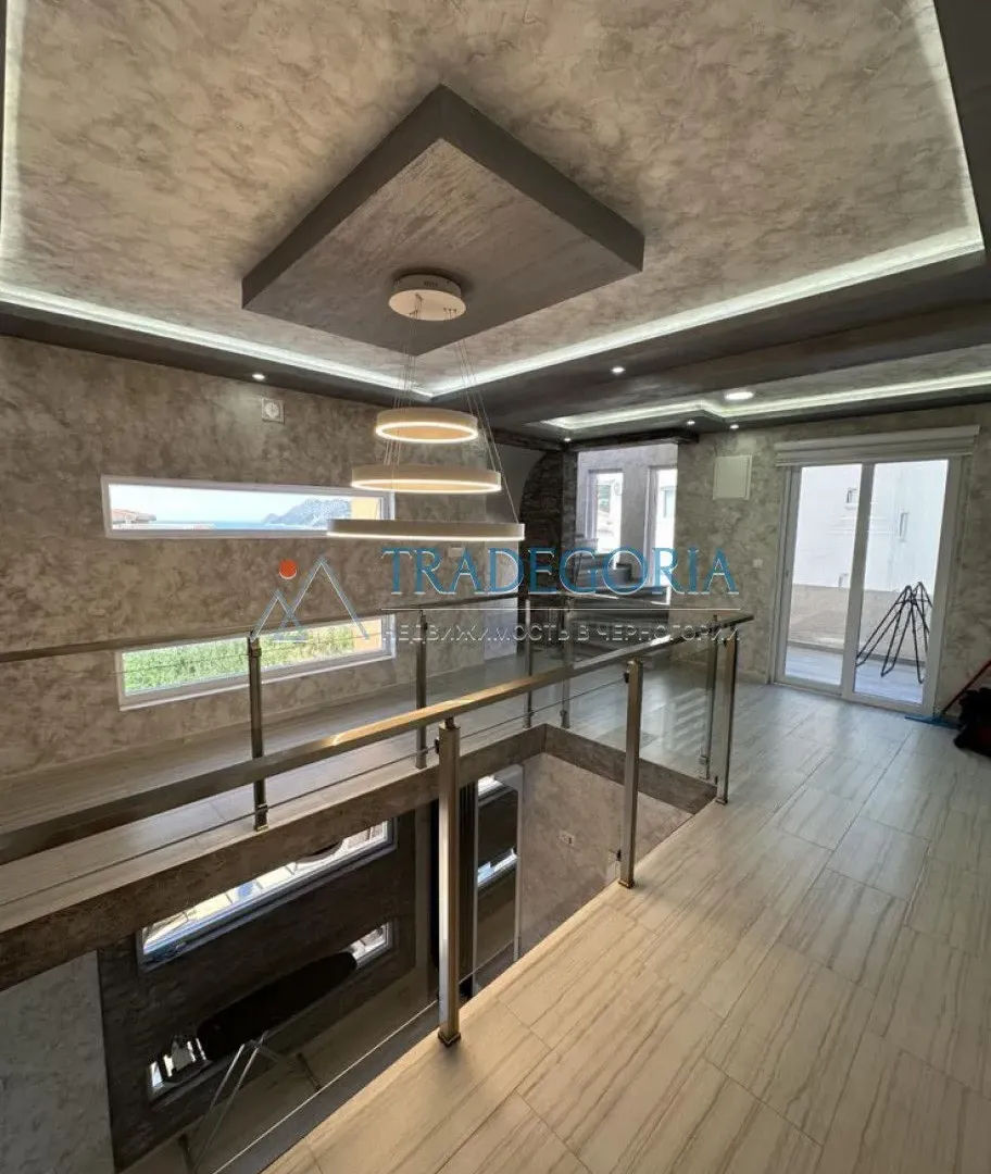 Prodaja, kuća, 170m², Dobra Voda, Bar