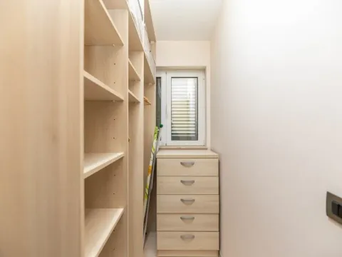 Prodaja, kuća, 300m², Sveti Stasije, Kotor - image 13