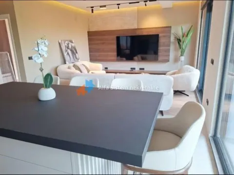 Izdavanje, trosoban stan, 82m², Zeleno Brdo, Zvezdara Sve Podlokacije - image 6