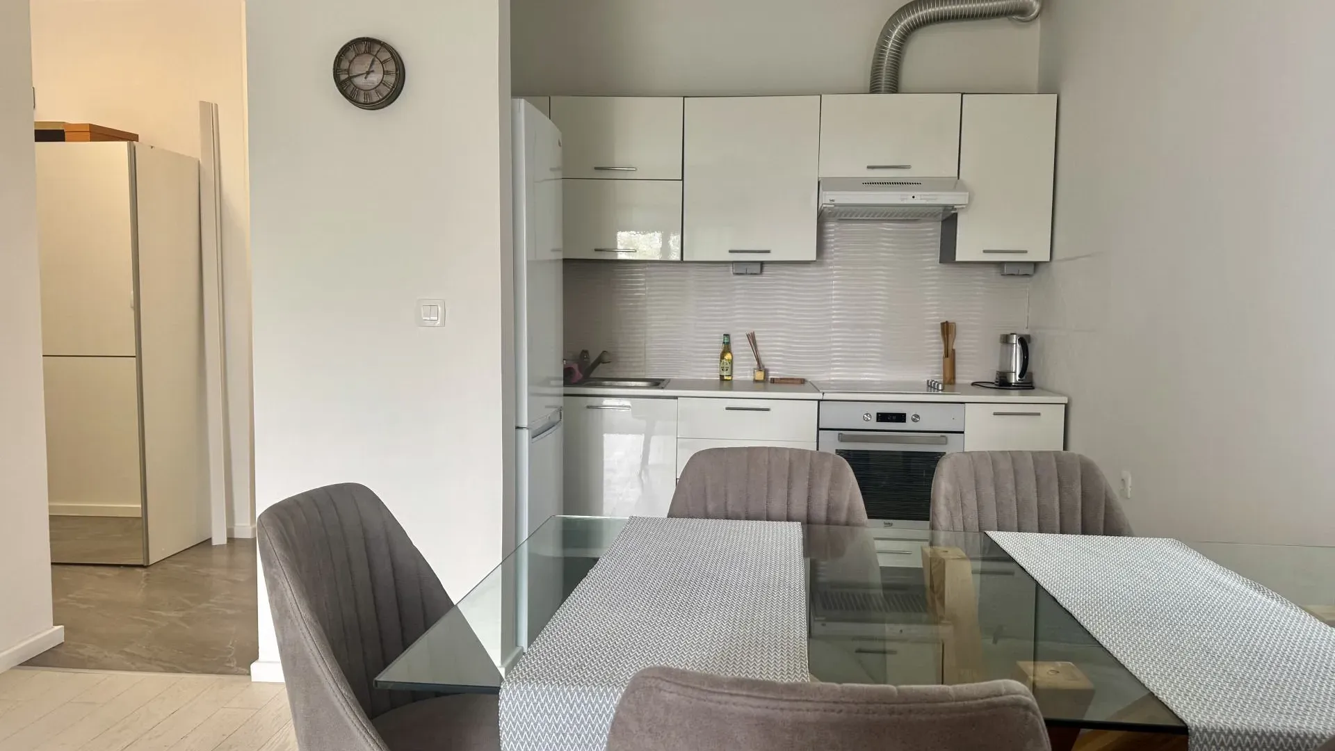 Rent, apartment, 69m², Seljanovo, Tivat