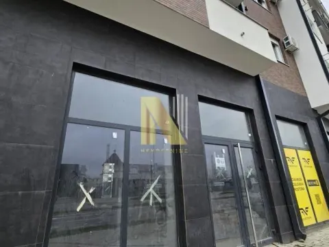 Rent, office space, 44m², Avijatičarsko naselje, Novi Sad Sve Podlokacije