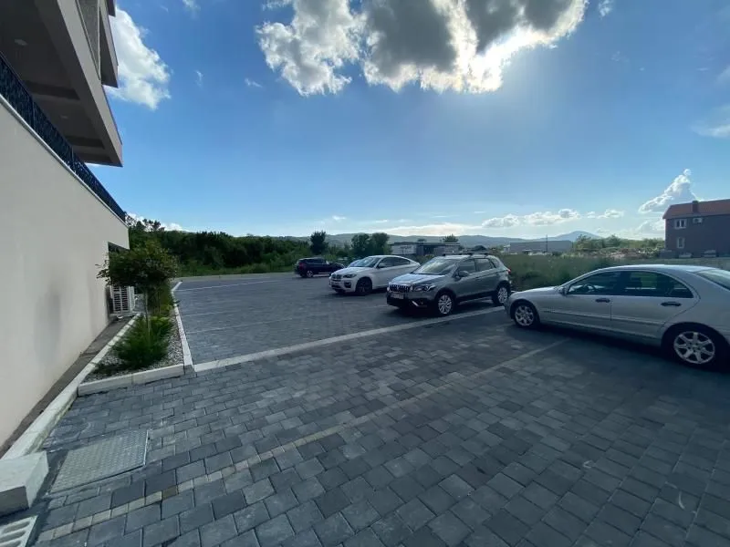 Rent, office space, 153m², Kotor, Crna Gora