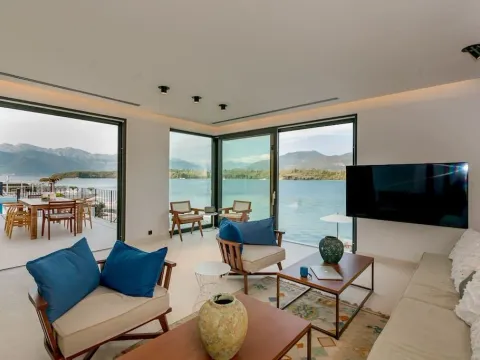 Prodaja, kuća, 676m², Tivat, Crna Gora - image 13