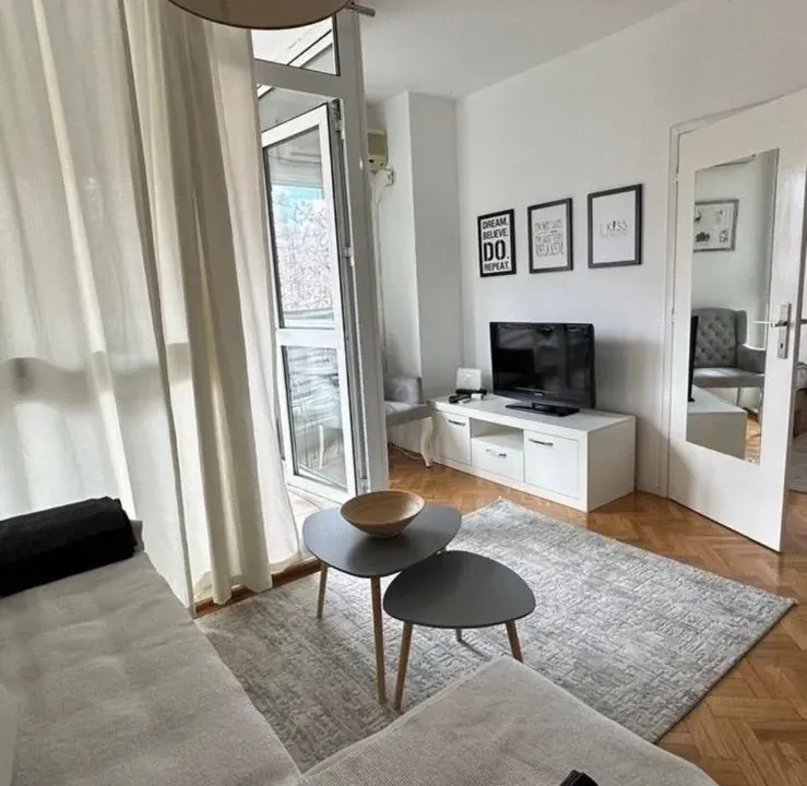 Rent, one bedroom apartment, 37m², Tološka šuma, Podgorica