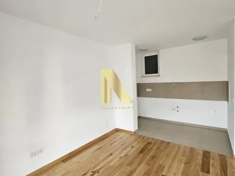 Izdavanje, dvosoban stan, 44m², Grbavica, Novi Sad Sve Podlokacije - image 3
