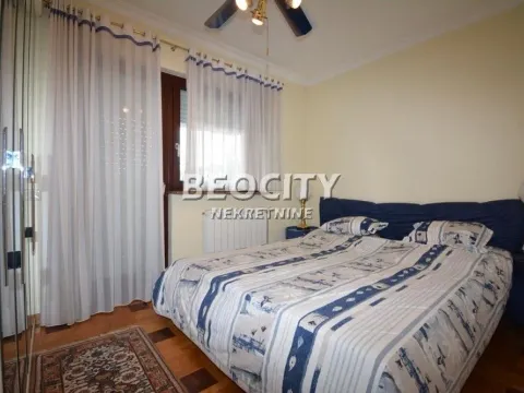 Prodaja, kuća, 300m², Sremčica, Beograd - image 12