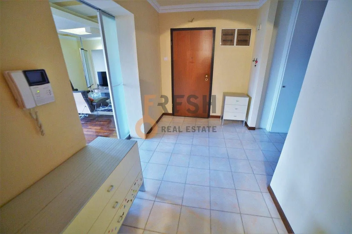Prodaja, trosoban stan, 168m², Gorica C, Podgorica