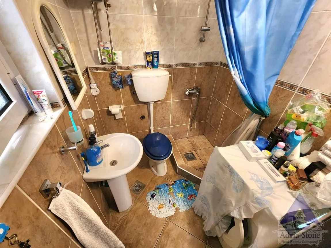 Sale, three bedroom apartment, 114m², Podkošljun, Budva