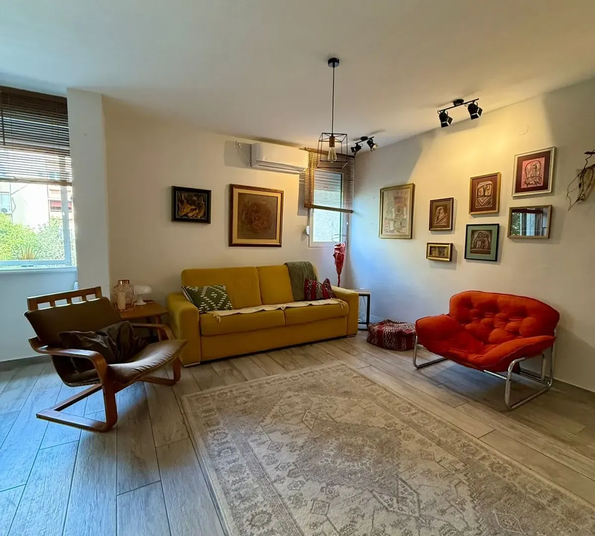 Rent, one bedroom apartment, 60m², Blok 5, Podgorica