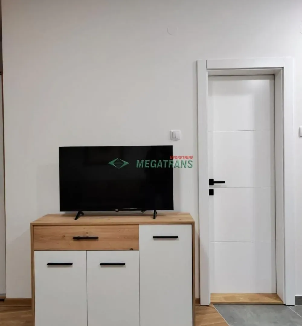 Izdavanje, stan, 28m², Petrovaradin, Novi Sad