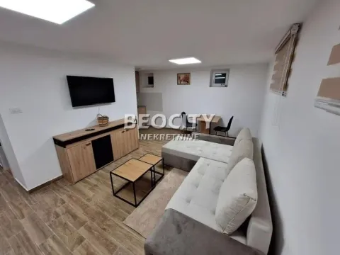 Prodaja, jednosoban stan, 30m², Petrovaradin, Novi Sad