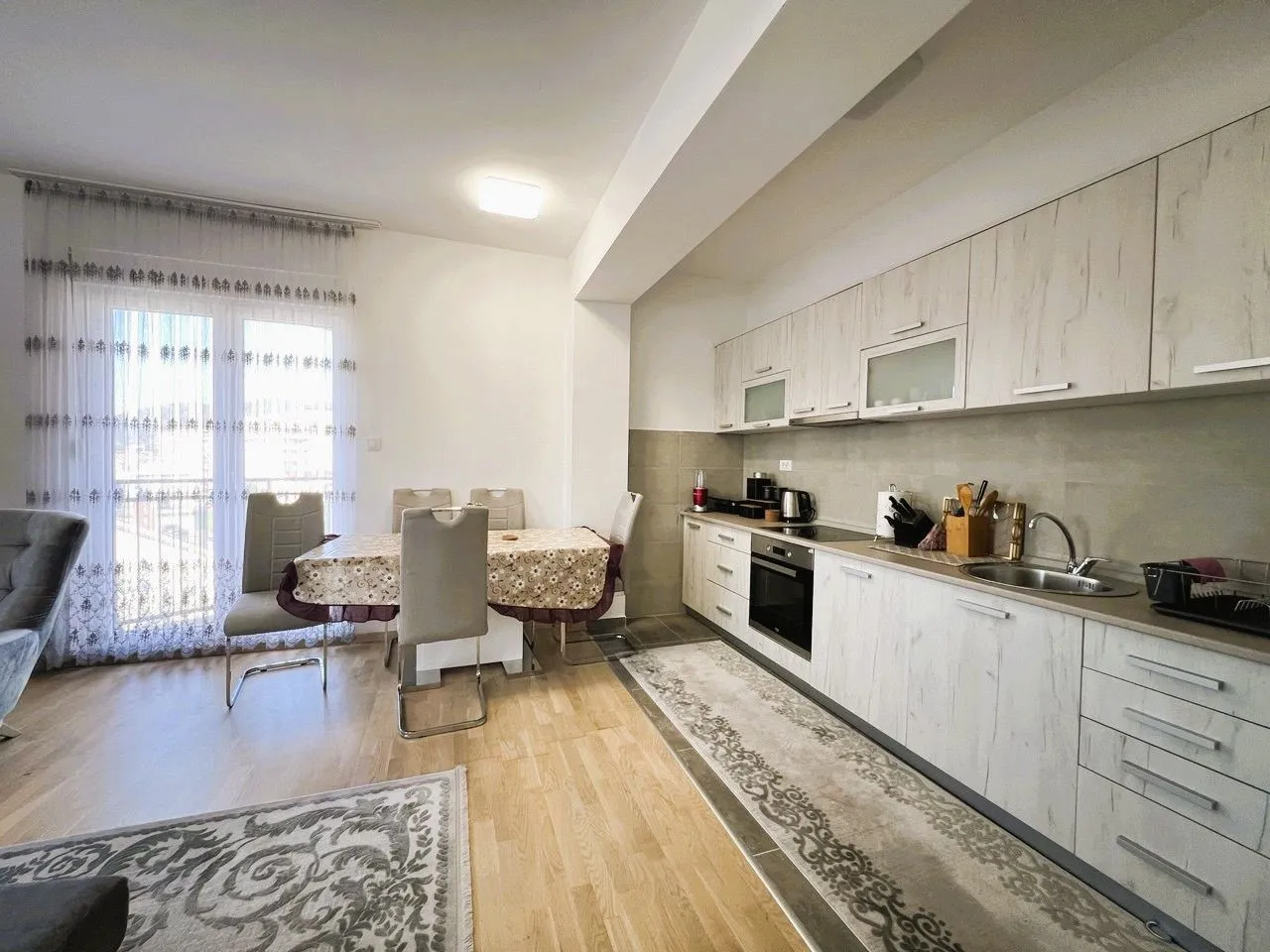 Sale, two bedroom apartment, 76m², Stari Aerodrom, Podgorica