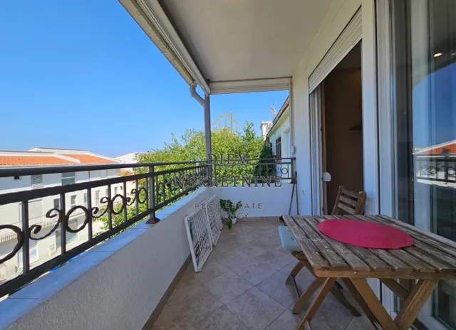 Rent, two bedroom apartment, 60m², Centar, Bar