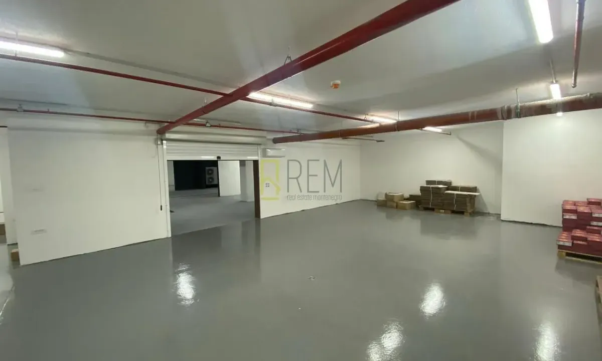 Prodaja, poslovni prostor, 144m², Podgorica, Crna Gora