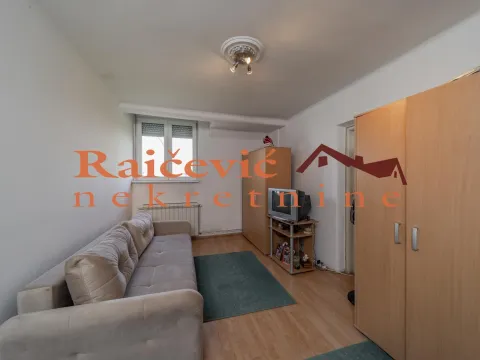 Prodaja, trosoban stan, 90m², Stari Grad, Beograd - image 5