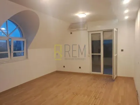 Izdavanje, stan, 72m², Ljubović, Podgorica - image 4