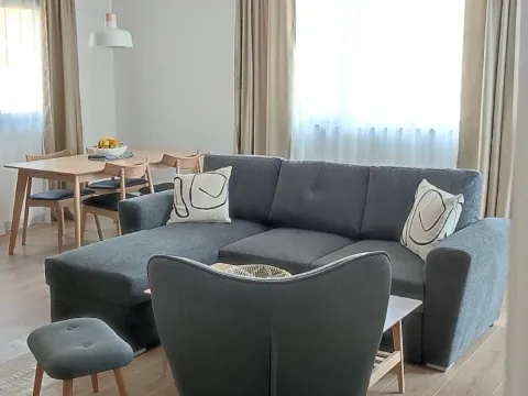 Rent, two bedroom apartment, 69m², Gospoština, Budva - image 4