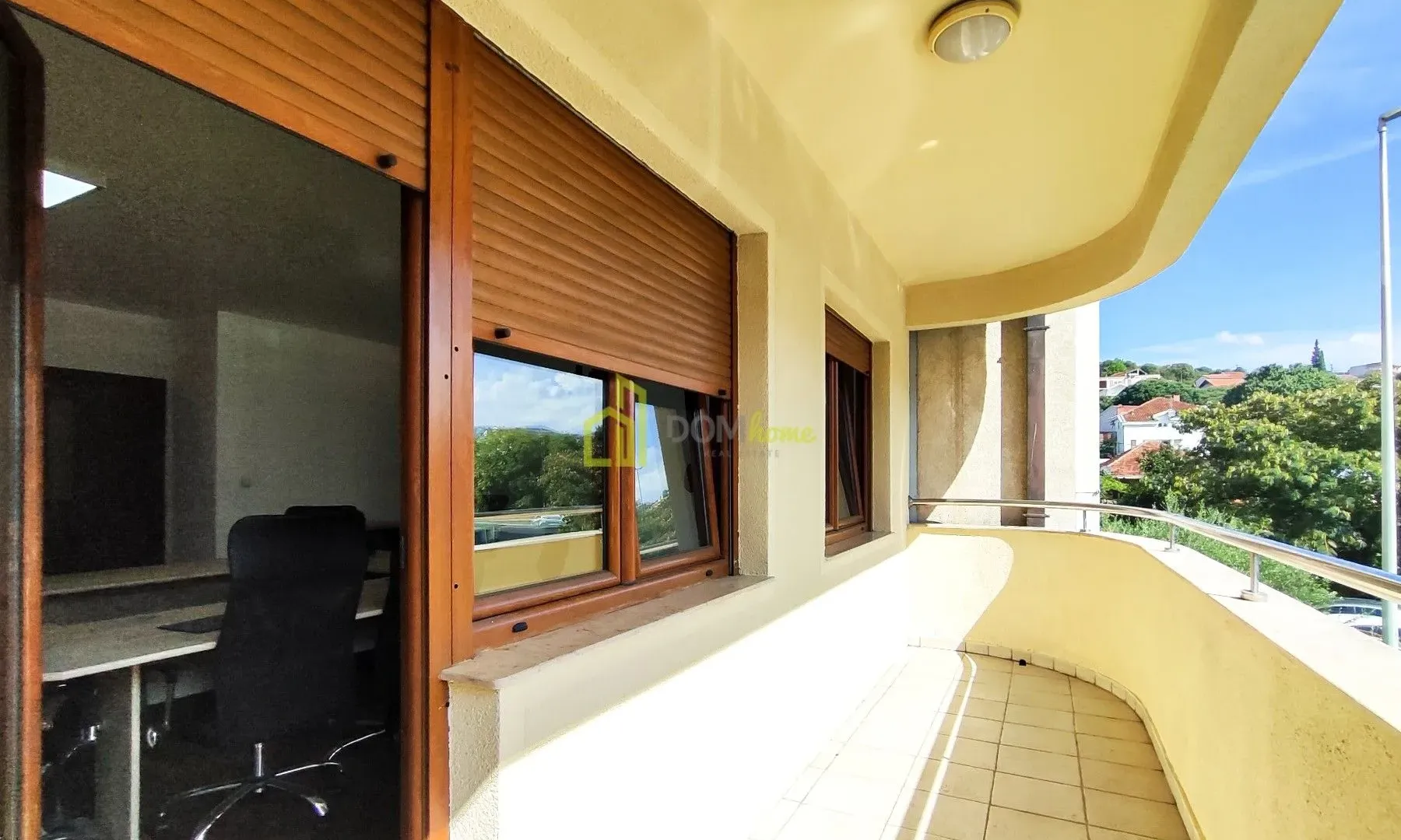 Prodaja, dvosoban stan, 105m², Preko Morače, Podgorica