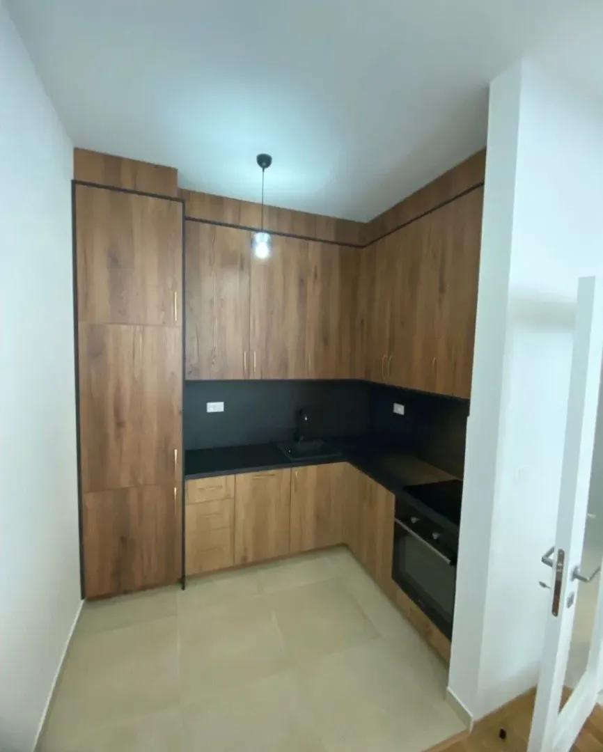 Izdavanje, jednosoban stan, 45m², Zabjelo, Podgorica