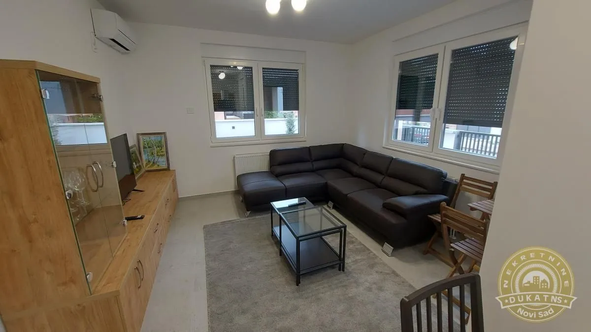 Izdavanje, jednosoban stan, 48m², Cara Dušana, Novi Sad Sve Podlokacije