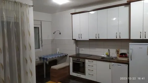 Izdavanje, dvosoban stan, 65m², Ljubović, Podgorica - image 17